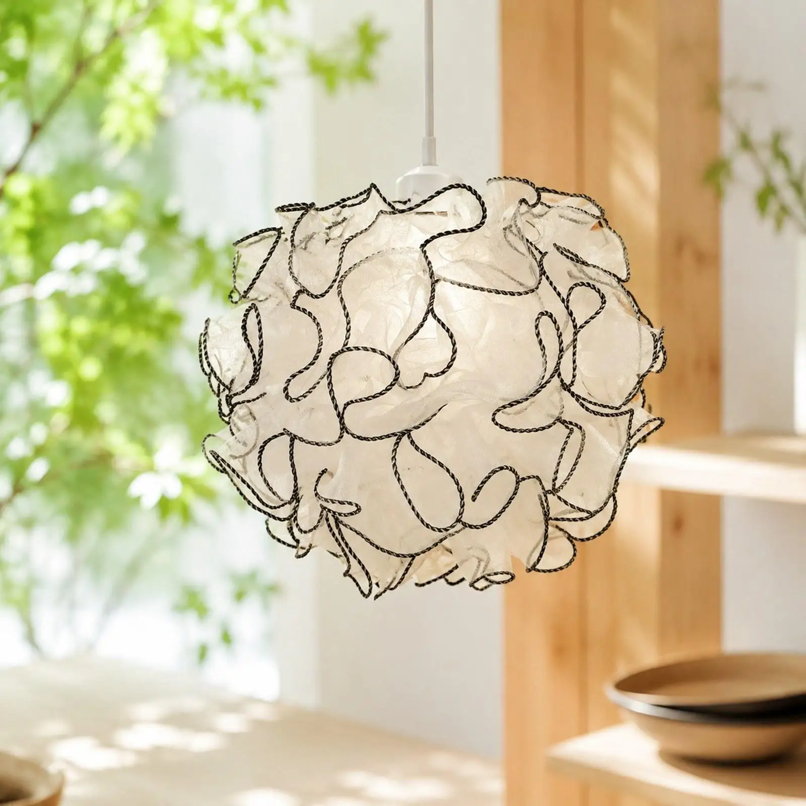 Premium Fabric Lamp Shade Decorative Black Edge Round Lighting Cover for E27 Bulb Suitable for Bedside Table Lamp