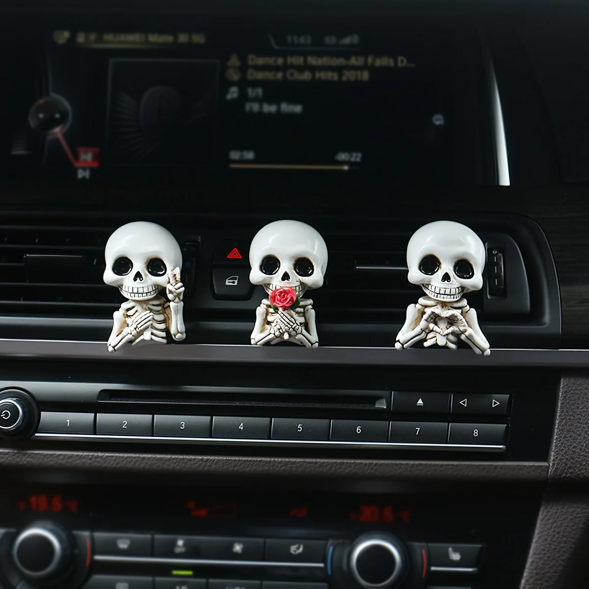 3Pcs Cute Skull Resin Car Air Vent Diffuser, Halloween Auto Interior Decor Air Purification Ornaments, Car Gift