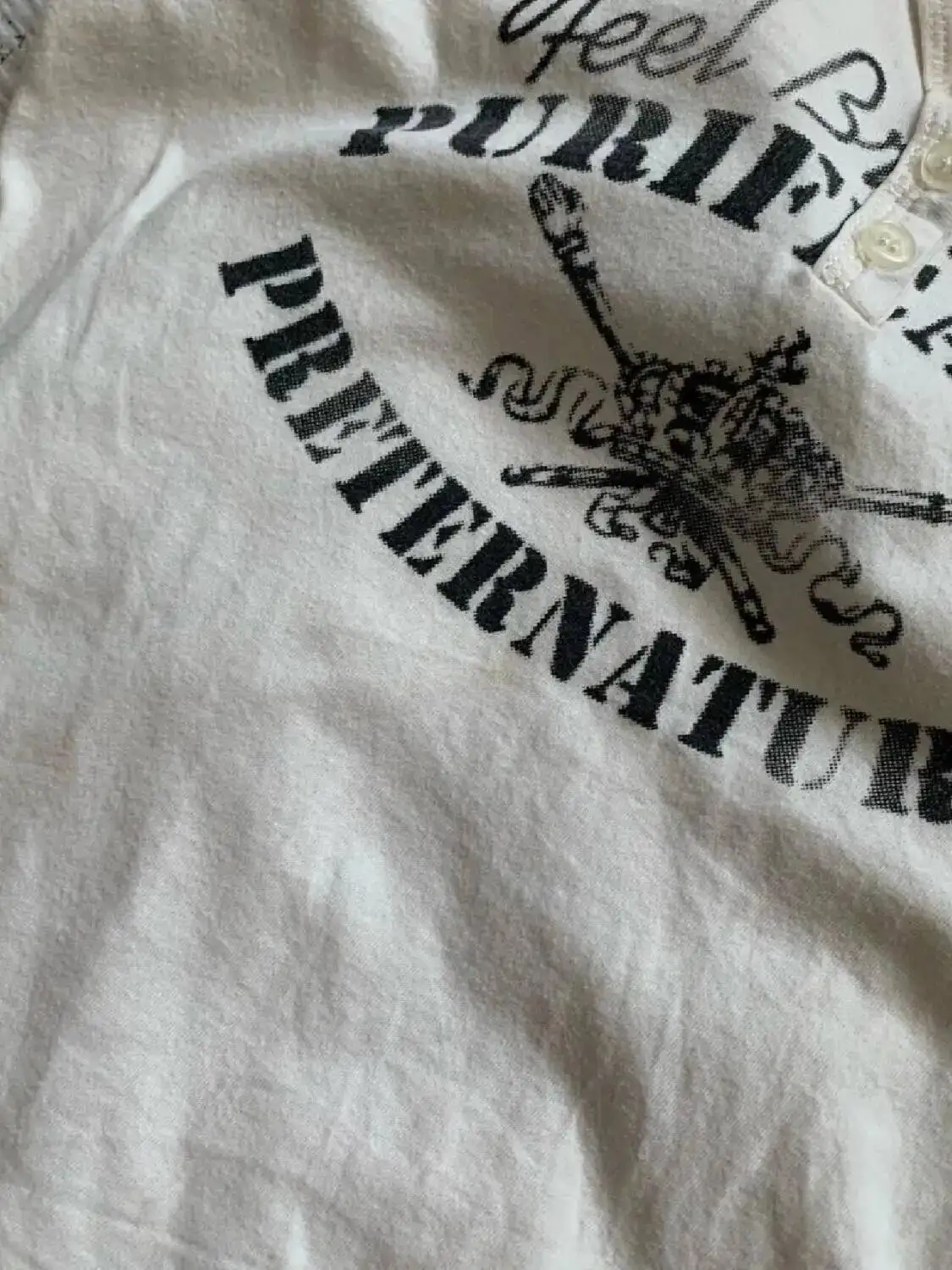 رسالة طباعة الخامس الرقبة خمر Mujer Camisetas 2025 ربيع جديد عادية سليم تي شيرت المرأة الشرير نمط Y2K مودا القوطي المحاصيل القمم