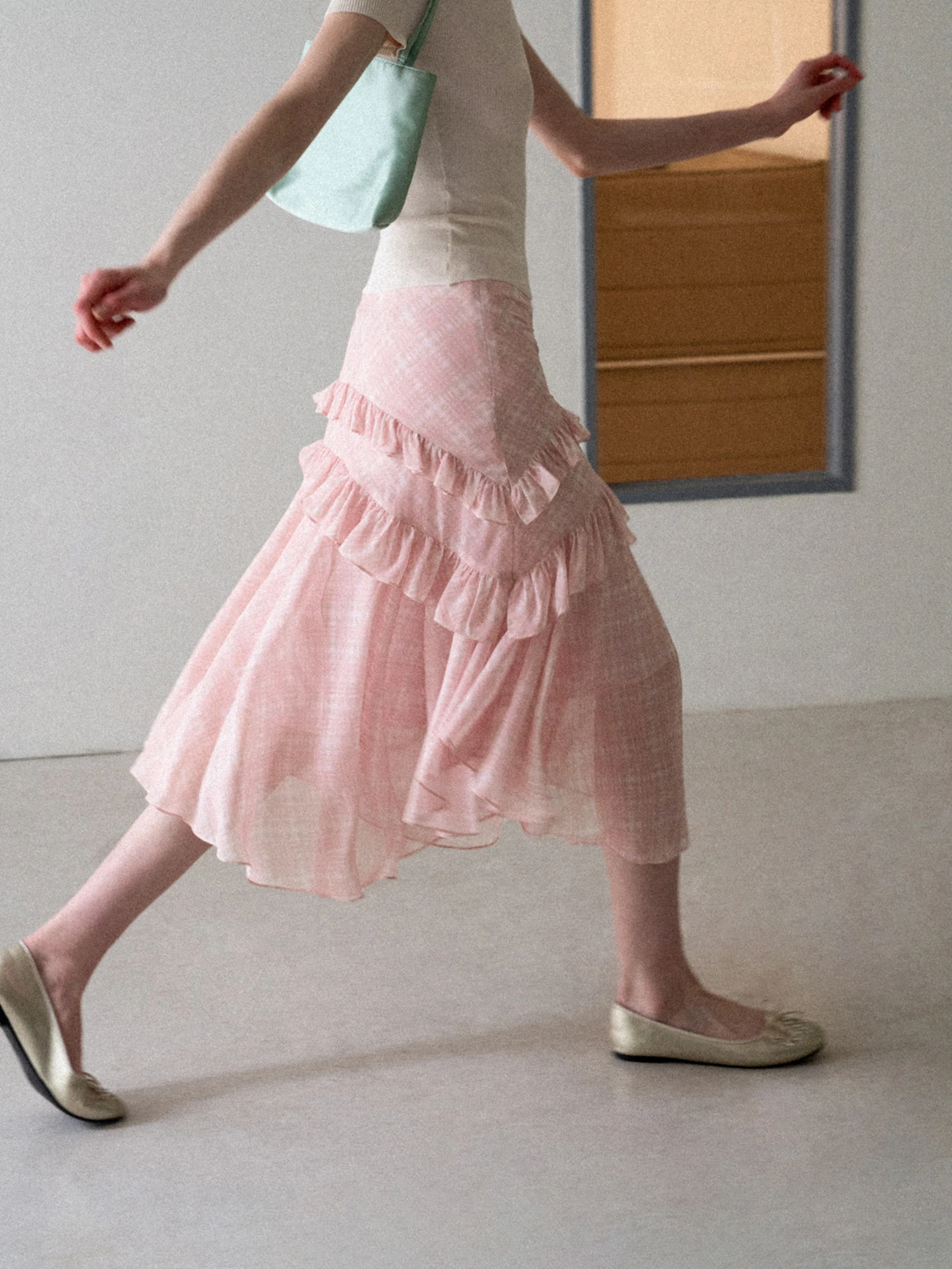 

EGGKA High Waist Gingham Polka Dot Asymmetrical Hem Chiffon Skirt Women's Summer Gentle A-Line Midi Skirt Romantic Style