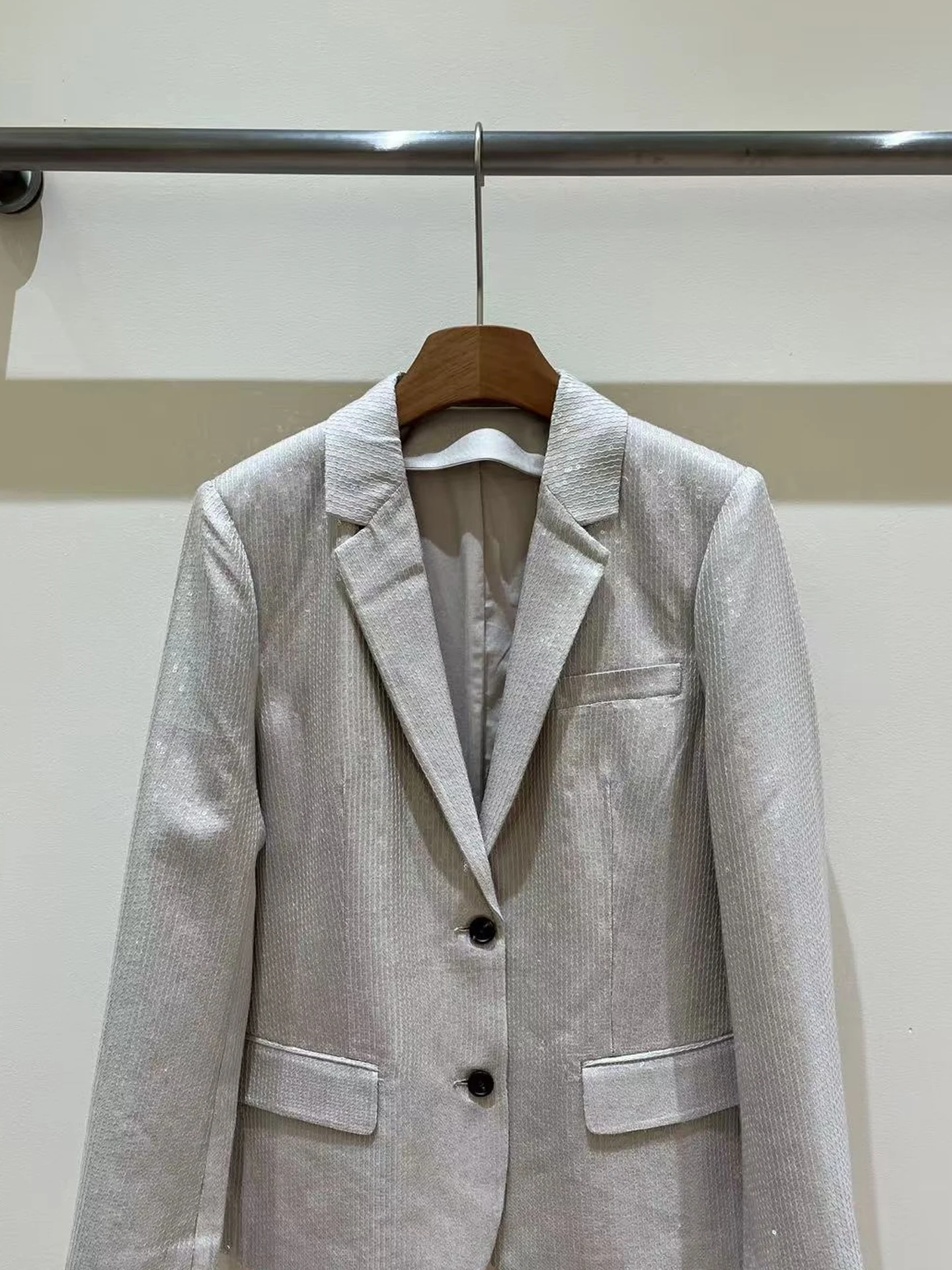 New High-Quality Fashionable Sequin Blazer (Fall/Winter 2026) Sizes: 38-40-42 | Color: White