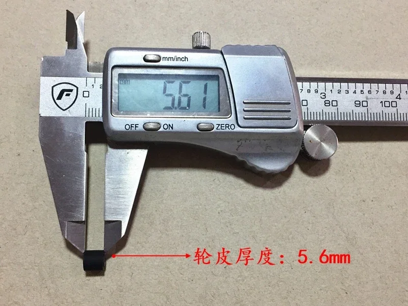 6mmx5.6x1ตัวรับสัญญาณรถยนต์/เทปคาสเซ็ตสเตอริโอ/เครื่องบันทึกวงล้อสายพานสีดำขนาดเล็ก