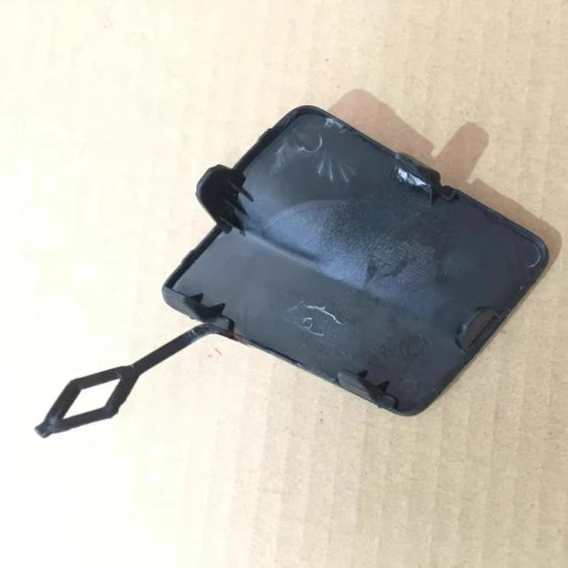 Picture 4: Front Bumper Trailer Cover for DONGFENG SHINE