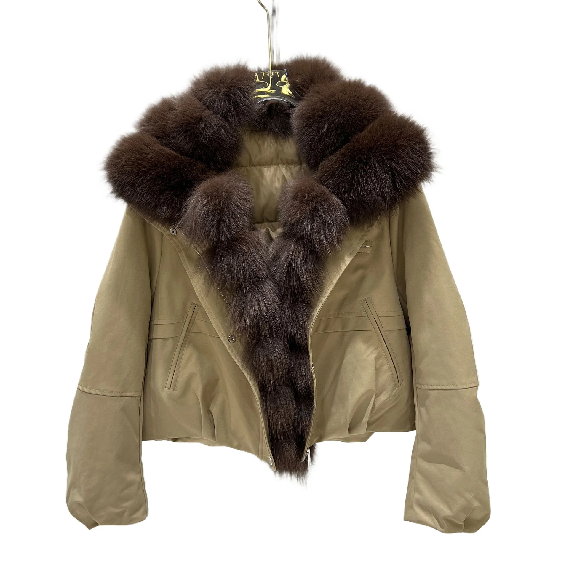 

Pie Overcomes 2025 Winter New Fox Fur Big Fur Collar Down Jacket Women's Short 90 White Duck Down Fashion Jacket