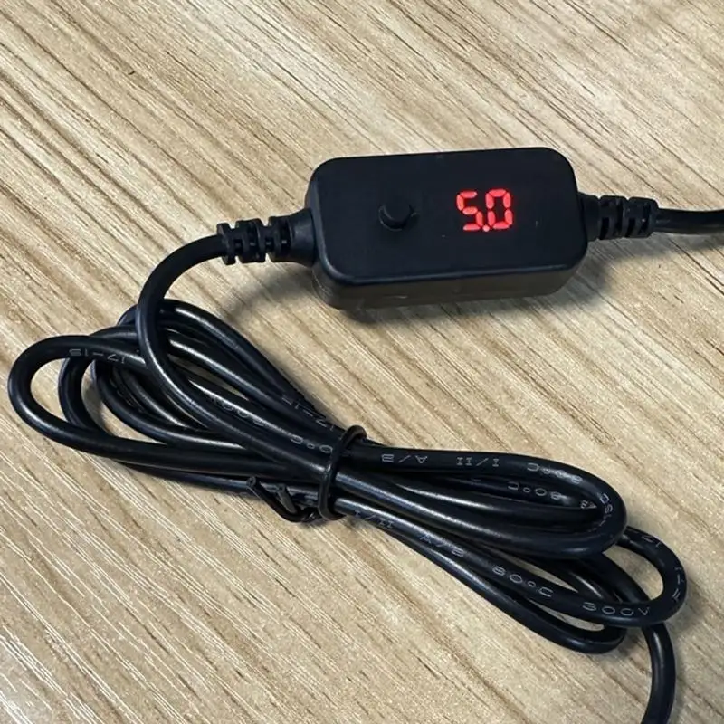 

652F Многовольтный автомобильный адаптер-переходник типа C к прикуривателю