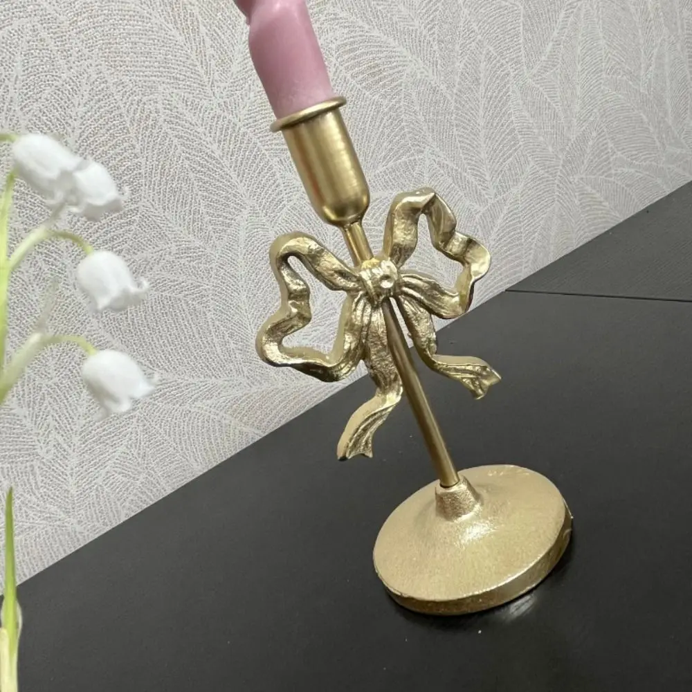 

Wrought Iron French Bow Candlestick High Footed Single Head Bowknot Candle Holder Romantic Rust-proof Wedding Candle Stand