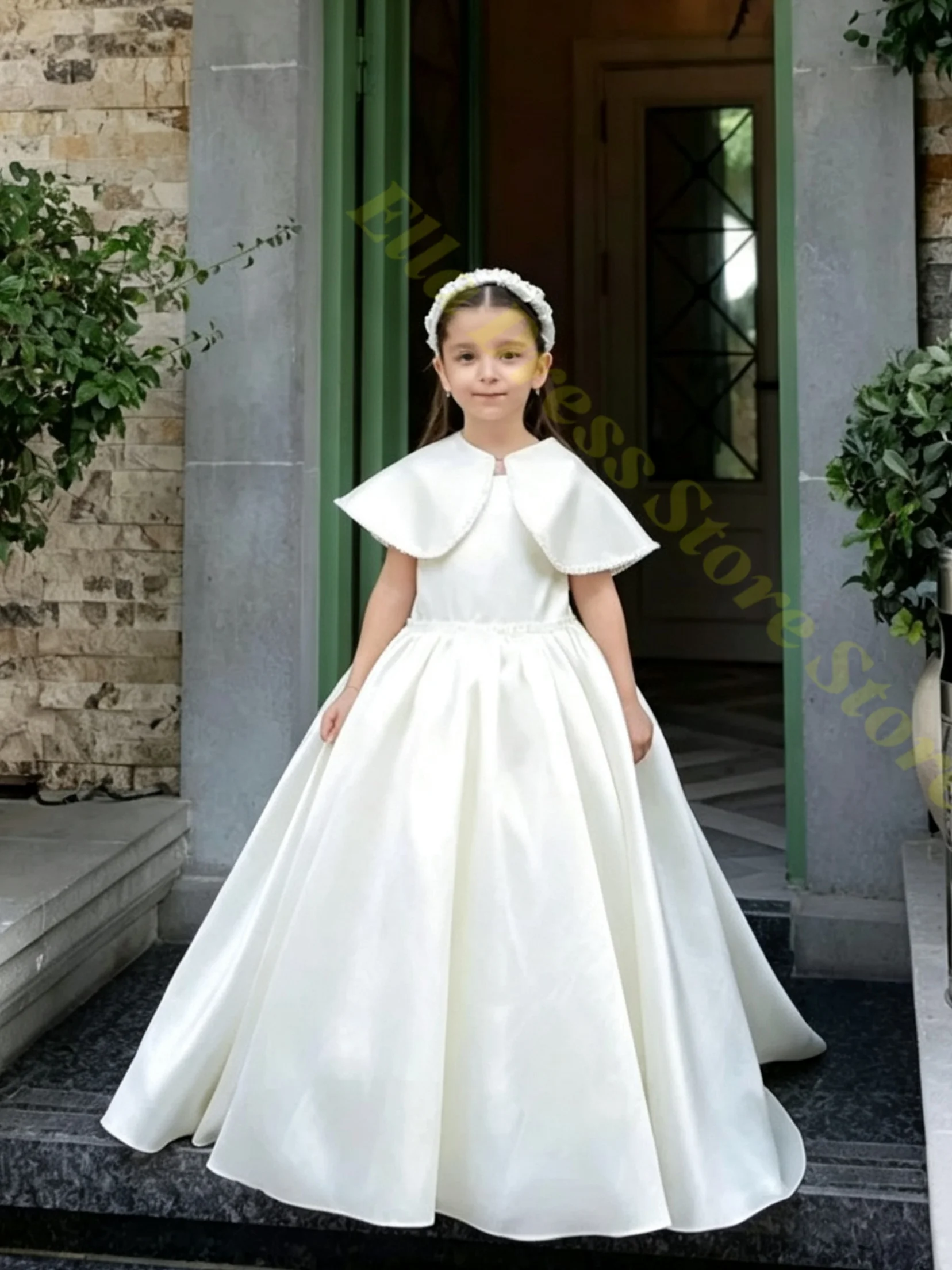 Großhandel Einfache A-Linien-Blumenmädchenkleider Prinzessin Beige Maxi Hochzeitskleid mit Umhang Mädchen Geburtstagskleid Maßanfertigung – Detail 3