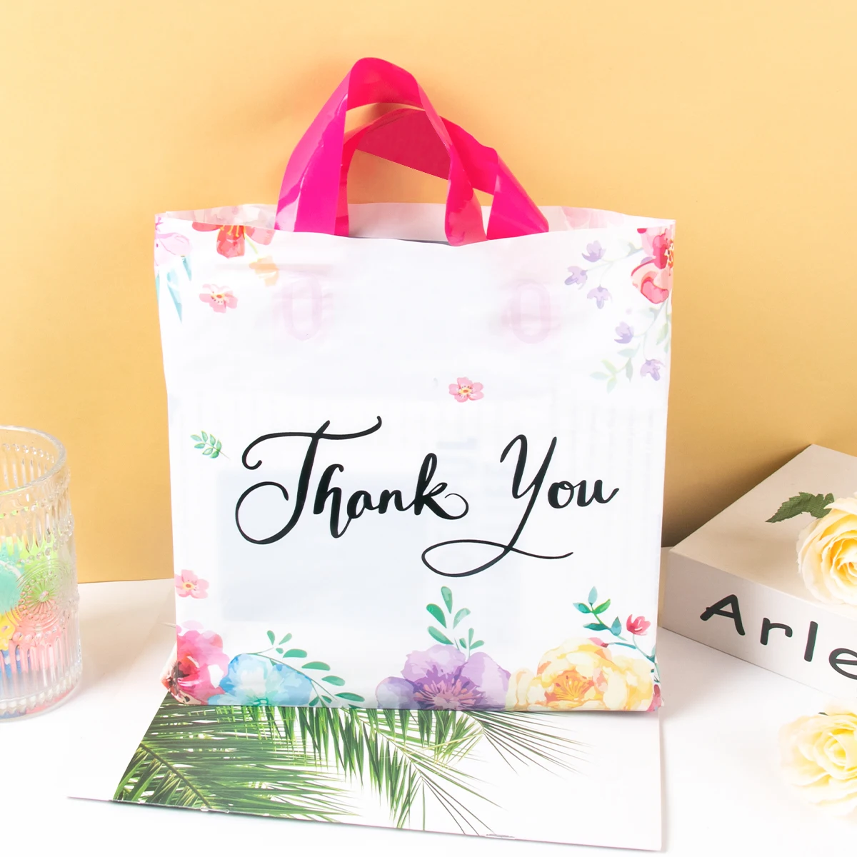 10pcs Thank You Gift Bag with Handles Plastic Floral Design Thank You Tote Bags birthday party packing Bags Wedding Favors Bag