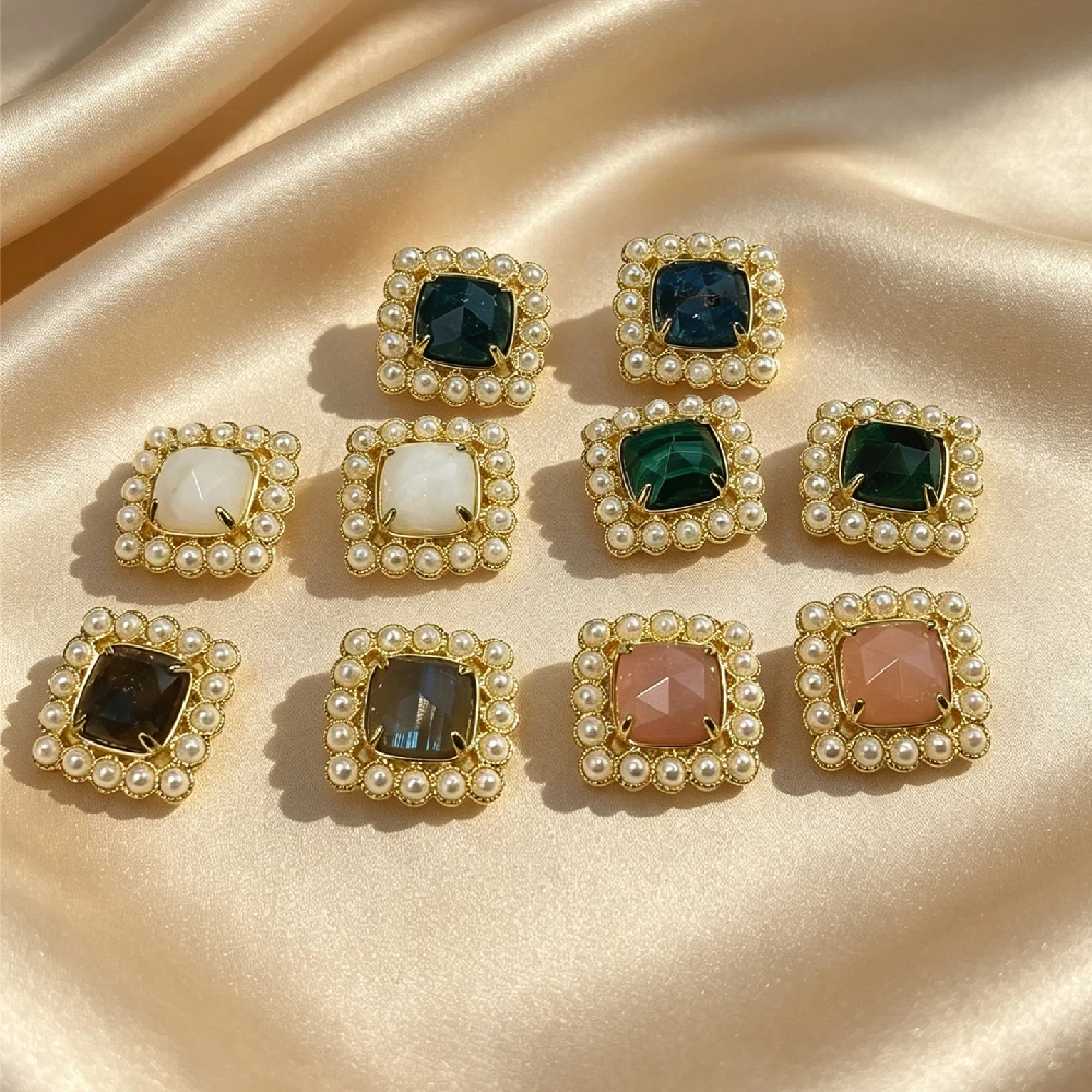 1Pair Square Cut Mineral Stone Pearl Halo Frame Stud Earrings Vintage Women Daily Wear Ear Decor Golden Plated E2R672