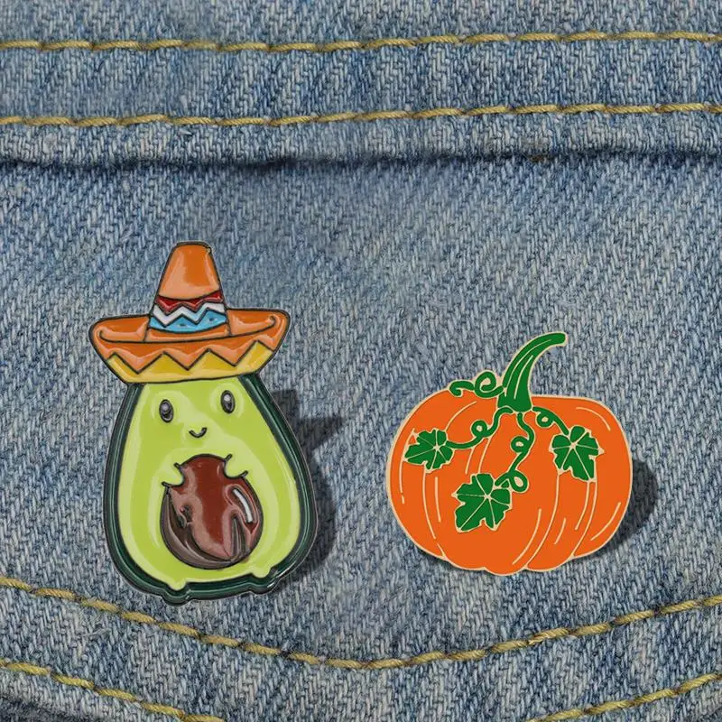 

Fashion Pumpkin Enamel Pin Custom Happy Halloween Brooches Backpack Shirt Denim Lapel Pins Cartoon Badges Jewelry for Women Men