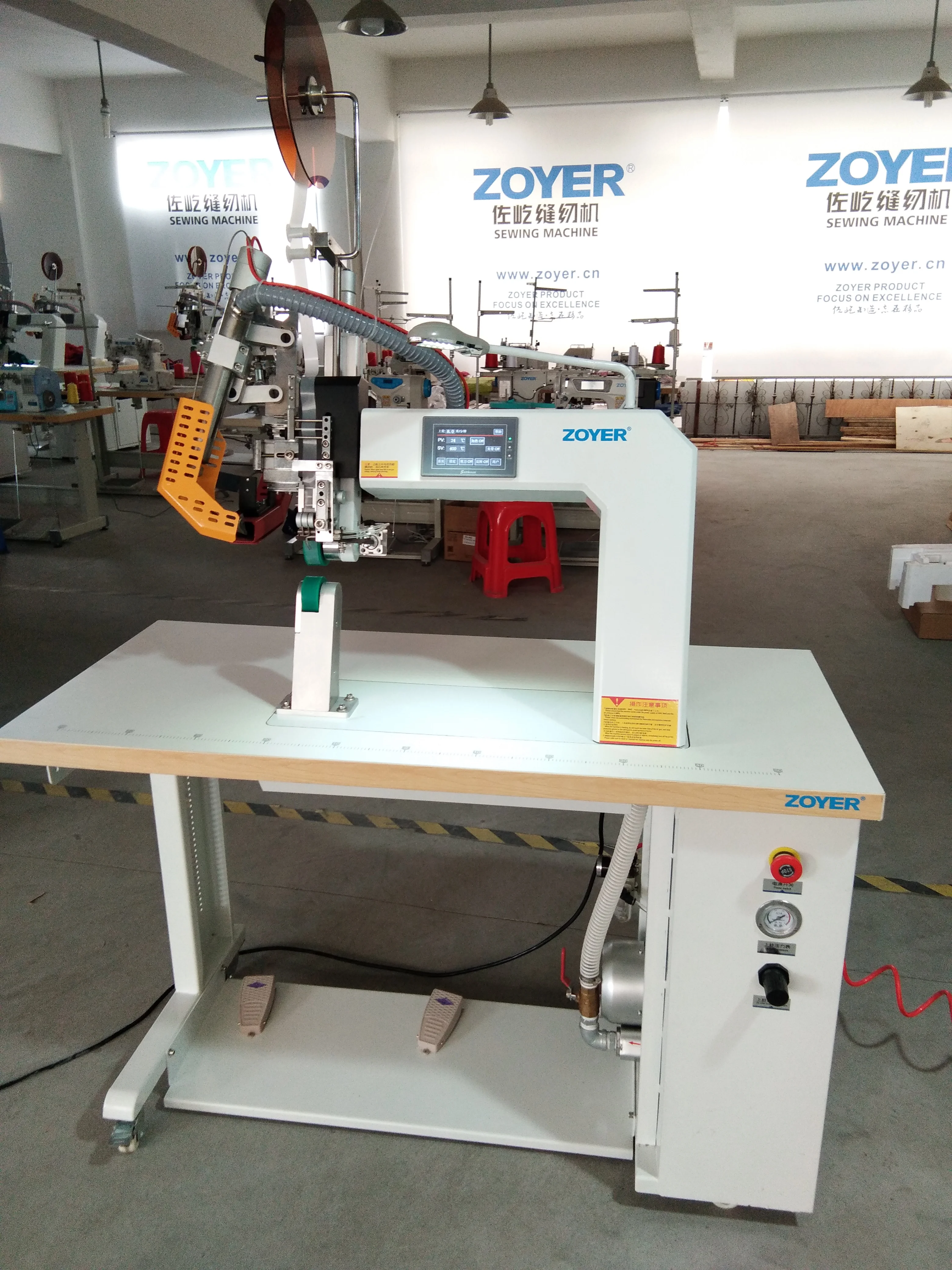ZY-HA01A CE Approved Waterproof Seam Sealing Tape Machine with Motor for Raincoat and Clothing Hot Air Sealing