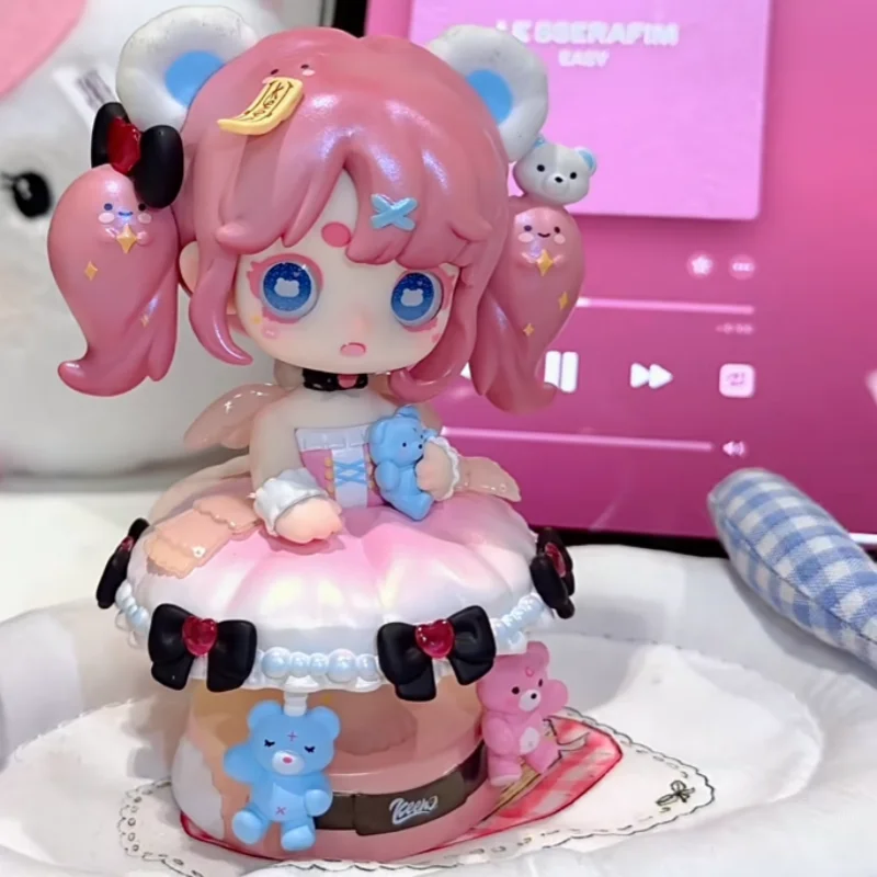 Nouveau véritable Keeno V4 Miracle Feast série boîte aveugle à la mode Figurines à collectionner mystérieuse boîte Surprise ornement de bureau mignon