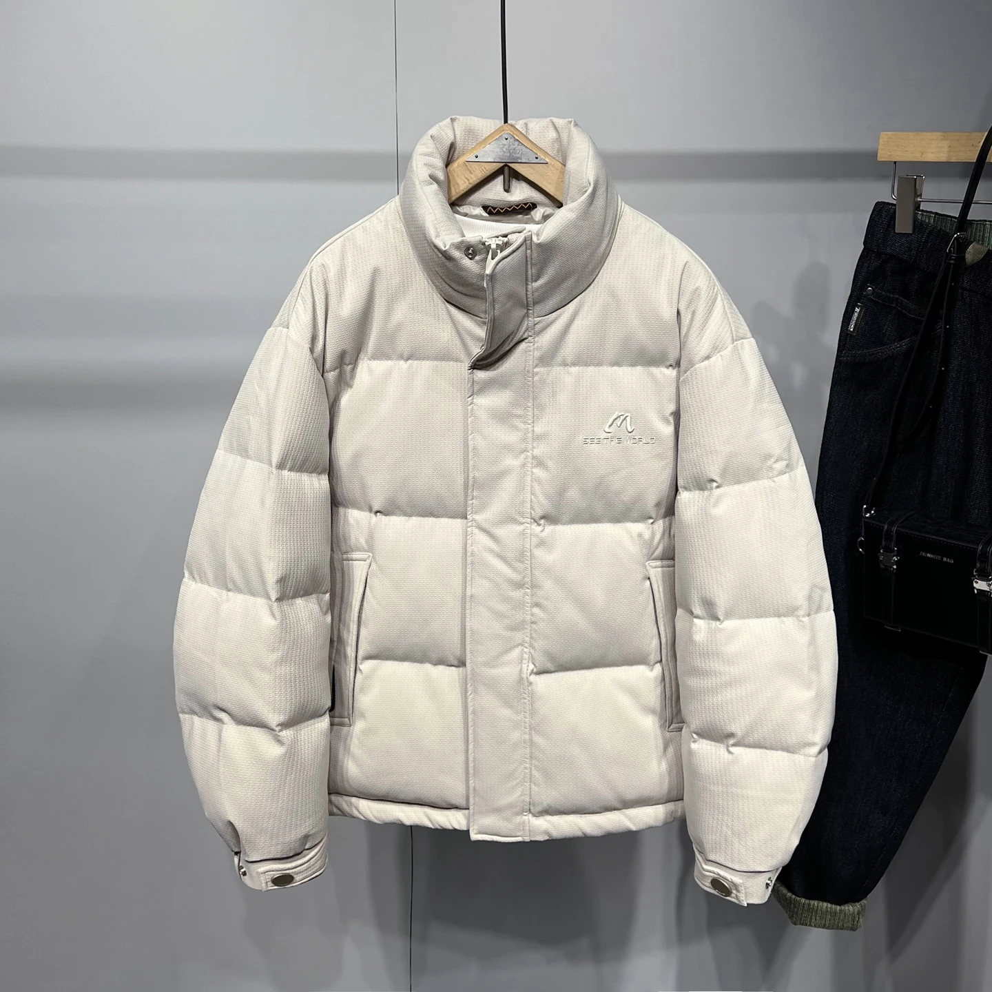 

Winter New Faion Brand Letter Embroidery down Jaet Men's ort Stand Collar Thin id Simple 90 Feather Casual Coat