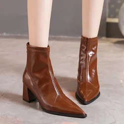 Kobiety Buty za kostkę Wysokie obcasy Spiczaste palce Buty Kobiety 2024 Trend Chelsea Snow Boots Pumps Winter New Goth Motorcycle Botas Mujer