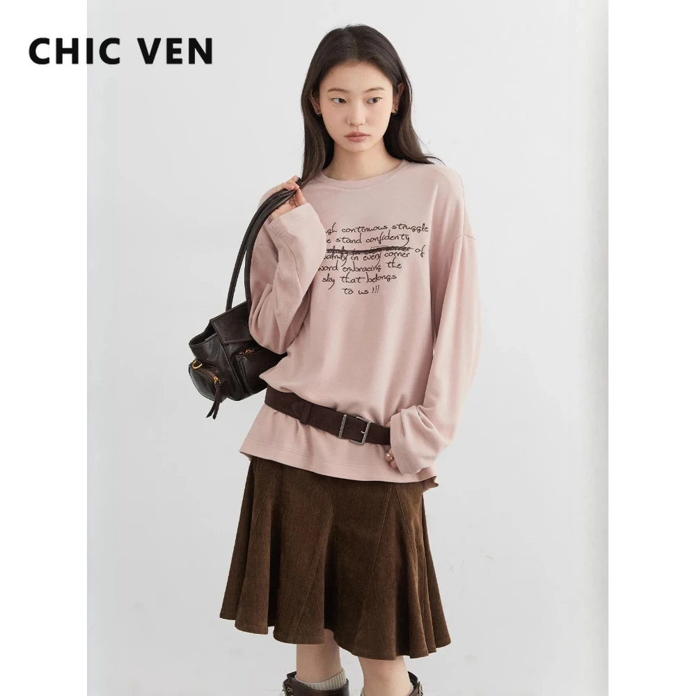 

Корейская женская футболка CHIC VEN с длинным рукавом, свободная, повседневная, с круглым вырезом, с вышивкой букв, топы и пуловеры для женщин, осень-зима 2026