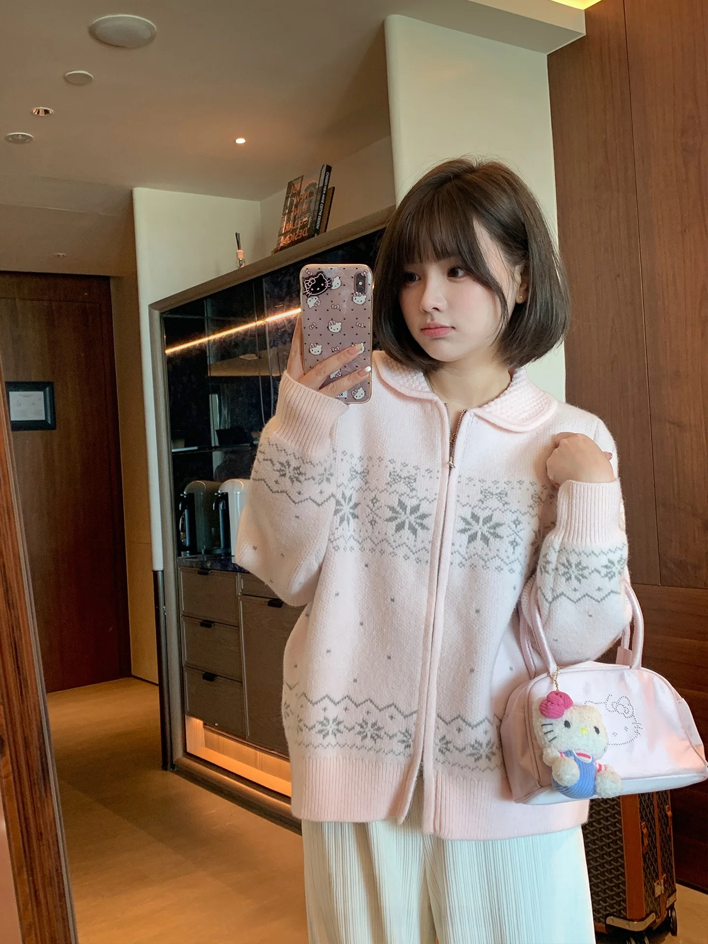 

Женский вязаный топ Maixi большого размера с вышивкой и воротником-стойкой, свободный крой, весенняя коллекция, эффект похудения