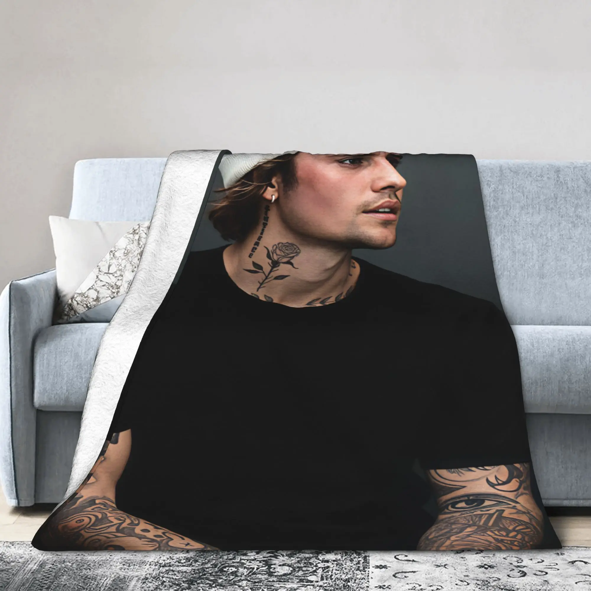 Justin Bieber White Beanie Portrait Soft Blanket Travel Office Plush Throw Blanket Fashion Bed Flannel Bedspread Sofa Bed Cover
