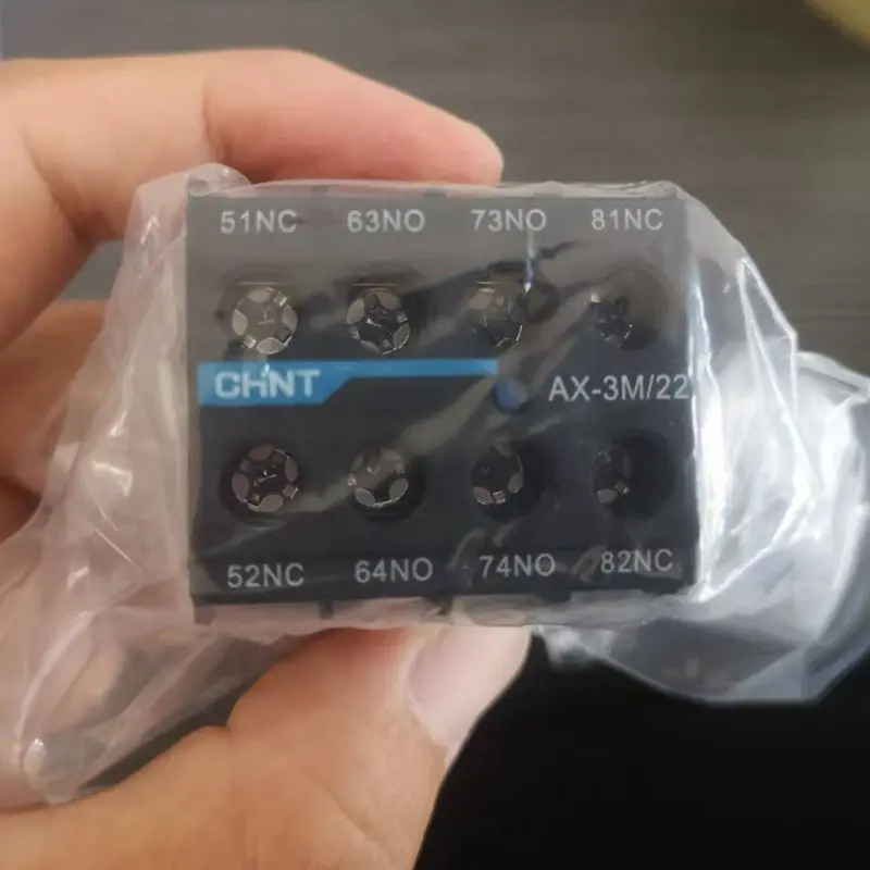 

Блок вспомогательного контакта CHINT AX-3M для контактора серии CHINT NXC-06M~12M