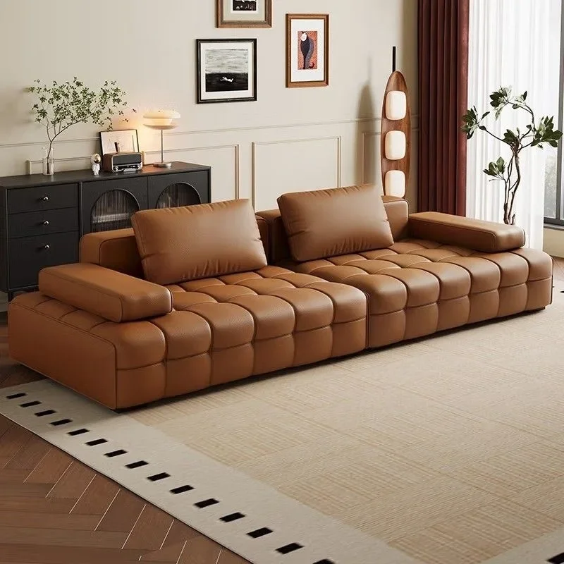 Italienisches Sofa minimalistisch, Wohnzimmer leichte Luxusvilla, kleine Wohnung modern
