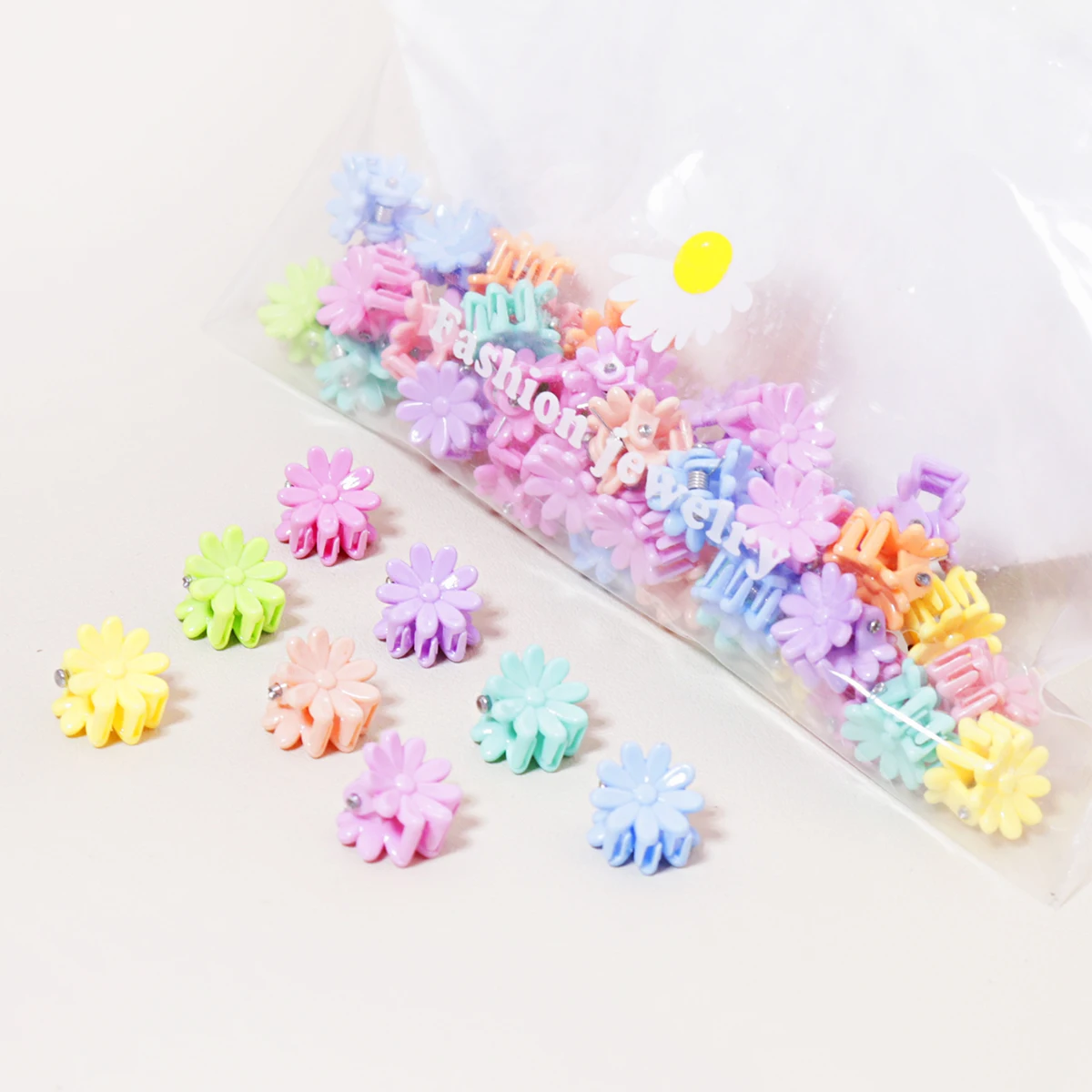 50pcs New Hair Claw Clip Girl Korean Fashion Cute Mini Hair Clip Flower Star Rabbit Headpiece Special for real hair wigs