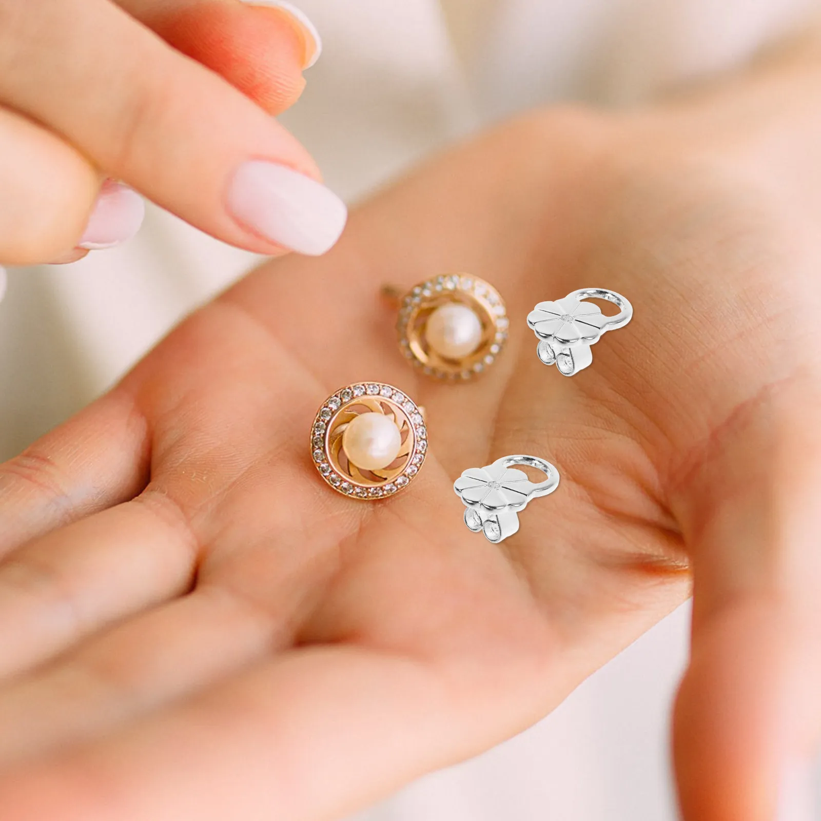 3Pairs Flower Shaped Copper Earring Backs Lifters Heavy Support for Studs Droopy Ear Secure Backing Pads Safety Back Pads