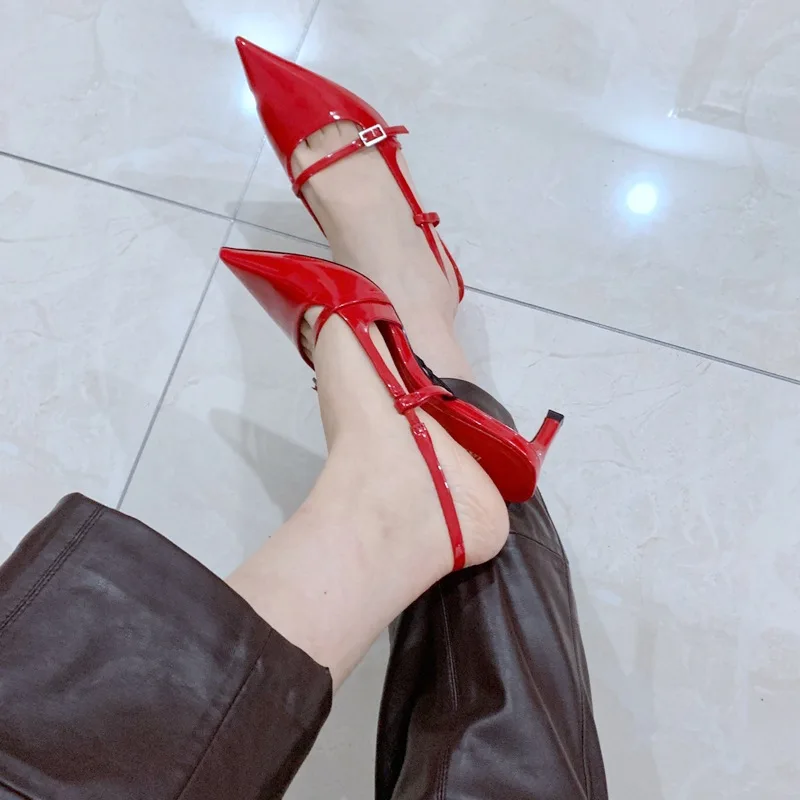 Zapatos de alta calidad para mujer, sandalias sexys con decoración de encaje Delgado rojo, tacones abiertos, tacones altos, Europa y América, 2024