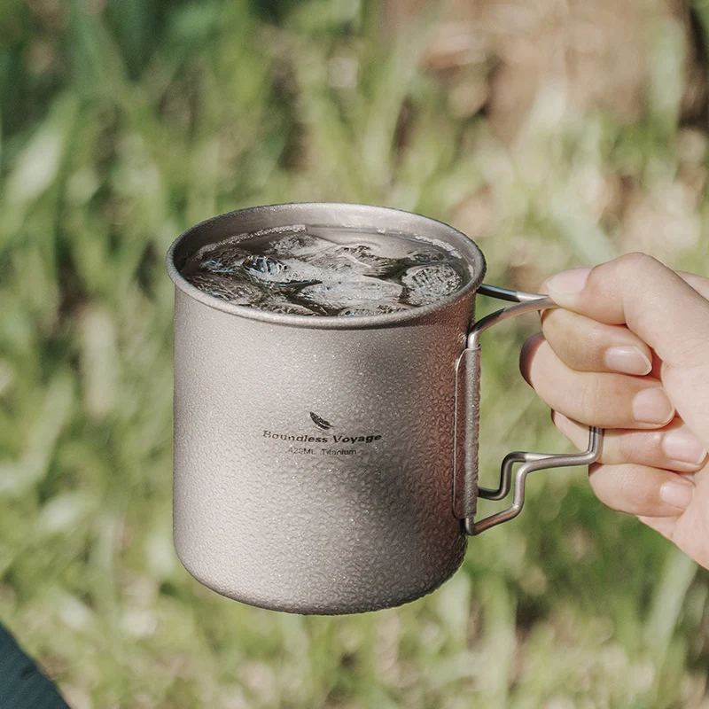 Viagem ilimitada-Copo de titânio com tampa, copos de água ao ar livre, caneca de acampamento, 420ml