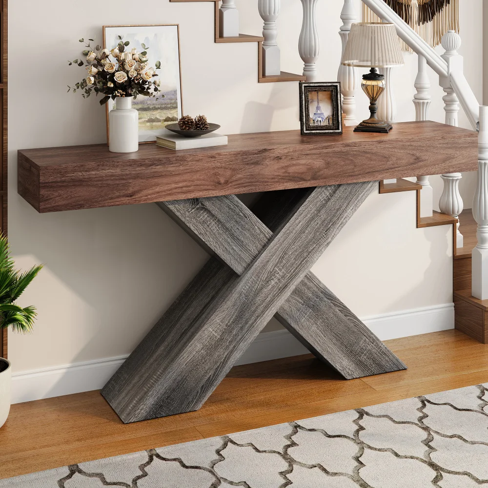 Mesita auxiliar con patas estrechas en forma de X, acabado imitación madera, tablero de partículas, ideal para pasillos y salas de estar.