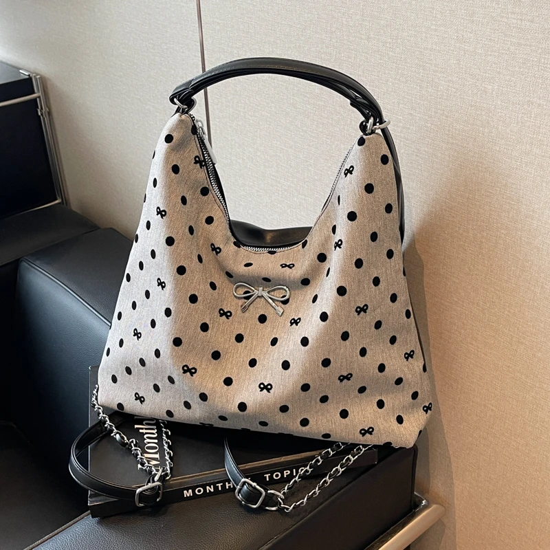 

Nylon Bow Zipper Tote Bags CHAINS Dot Fashion Women's Bags on Sale 2025 New Sense of Luxury Commute Versatile Shoulder Bags