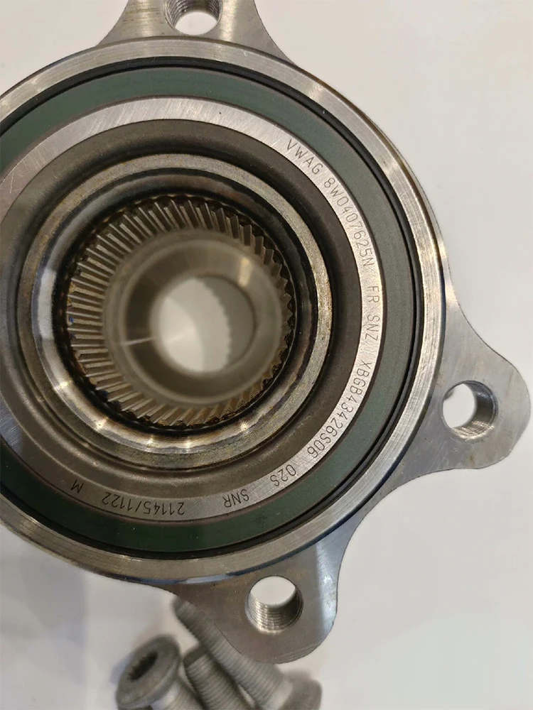 High Quality Original Parts Front Wheel Hub Bearings 8W0407625N For Volkswagen Touareg 3.0 TSI 2021 KLG Steel
