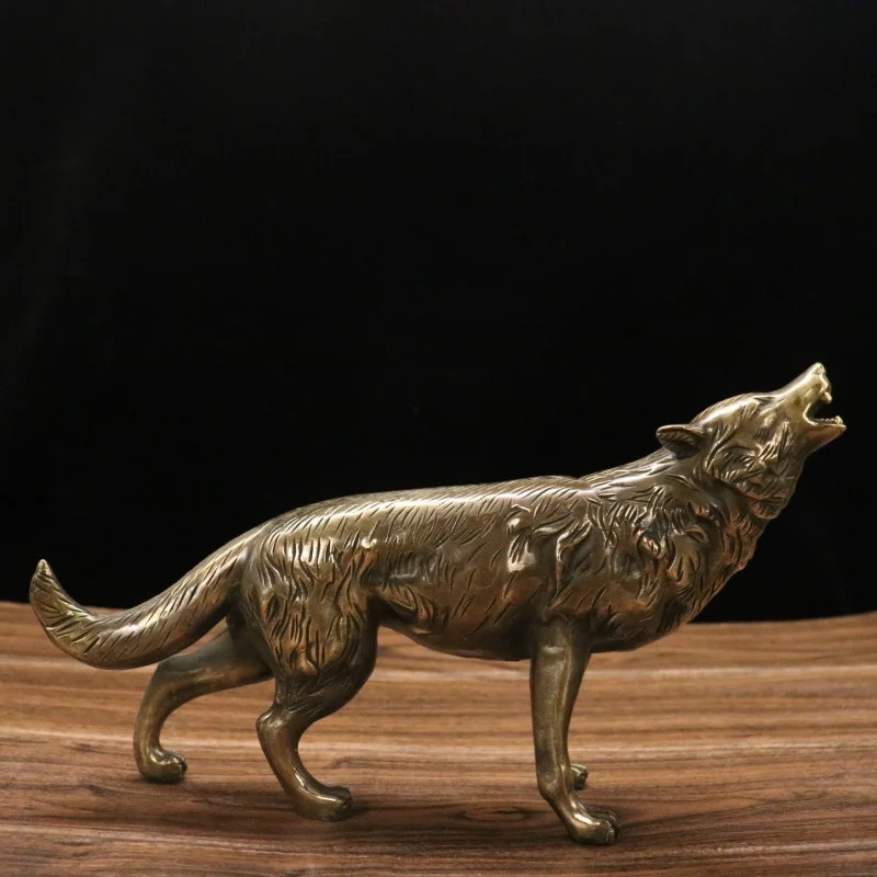 

Antique Copper Wolf Big Gray Wolf Cold Moon Wolf Totem Prairie Wolf Copper Wolf Copper Ware Home Decoration Ornaments