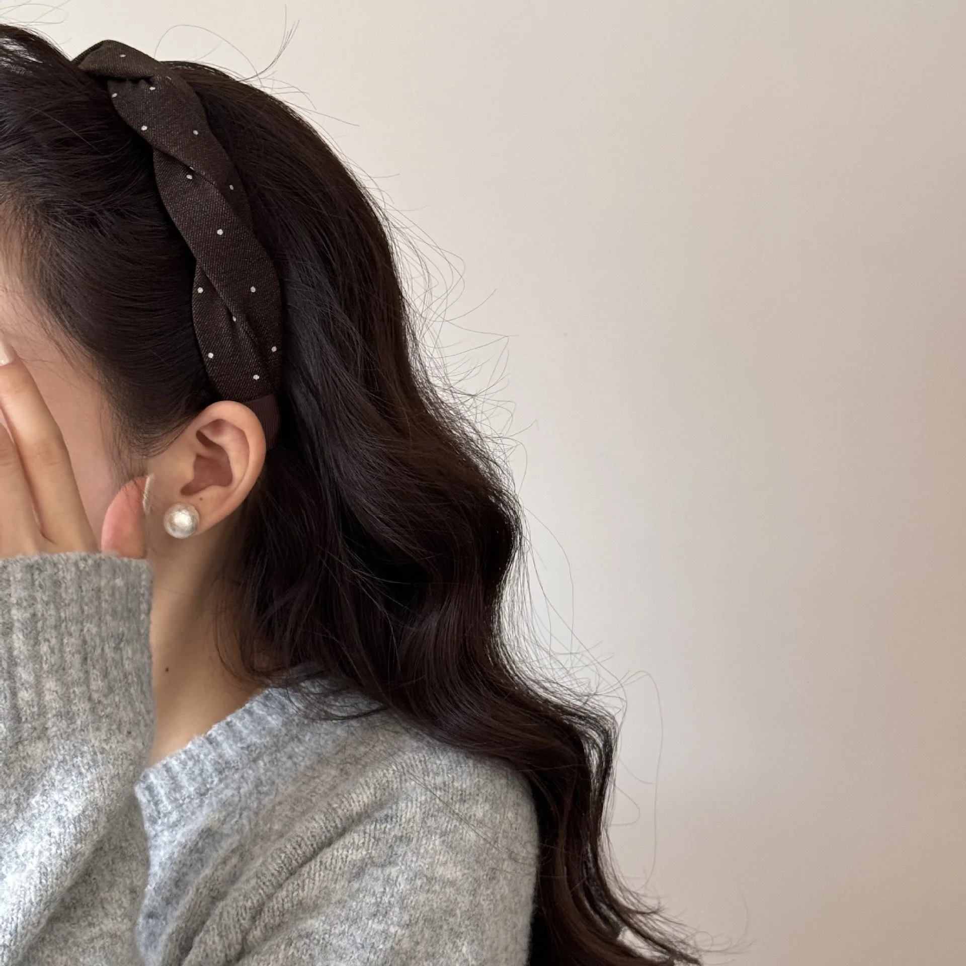 Twist Polka Dot Fabric elegant headbands women's hair bands Women Shiny Rhinestone Decor Non Slip Teeth Daily Hair Accessories