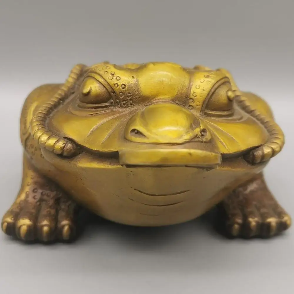 Solid Brass Three Legged Money Toad Statue Chinese Feng Shui Wealth Attracting Golden Toad Coin Frog Home Desktop Decor Ornament