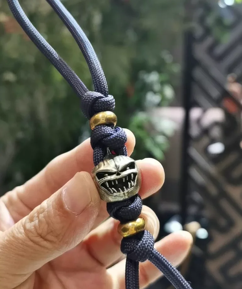 pendentif-tisse-edc-porte-cles-citrouille-d’halloween-en-cuivre-cordon-accessoire-de-poche-jouet-anti-stress-accessoire-pour-jouer-avec-ses-doigts-jouet-de-decompression