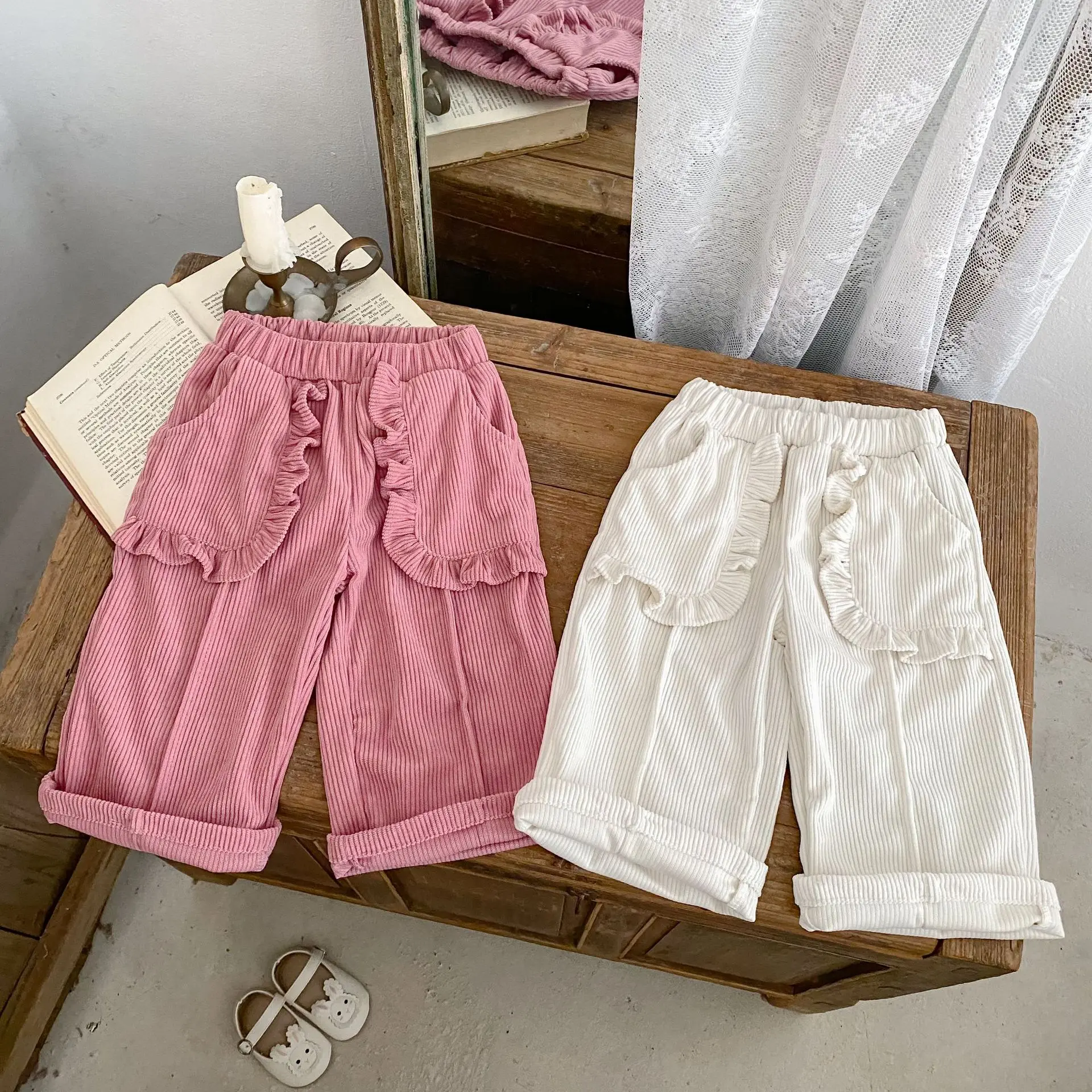 

2025 Korean Autumn Outfit for Baby Girls, Corduroy Pocket Lace Straight Leg Pants, Stylish Girls' Casual Sports Pants