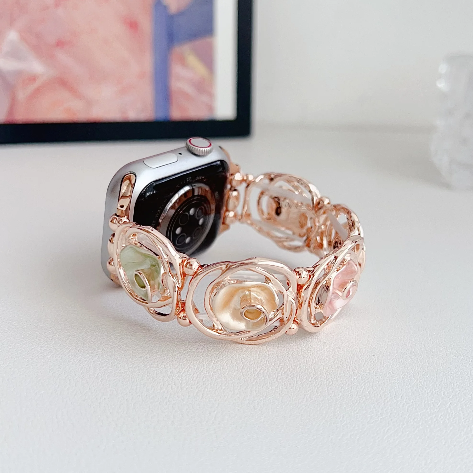 Metal Strap for Apple Watch Band Sweet Hollow Rose colorful Bracelet Iwatch9876SE Women40 41 44 45 49mm Creative Elastic Wrist