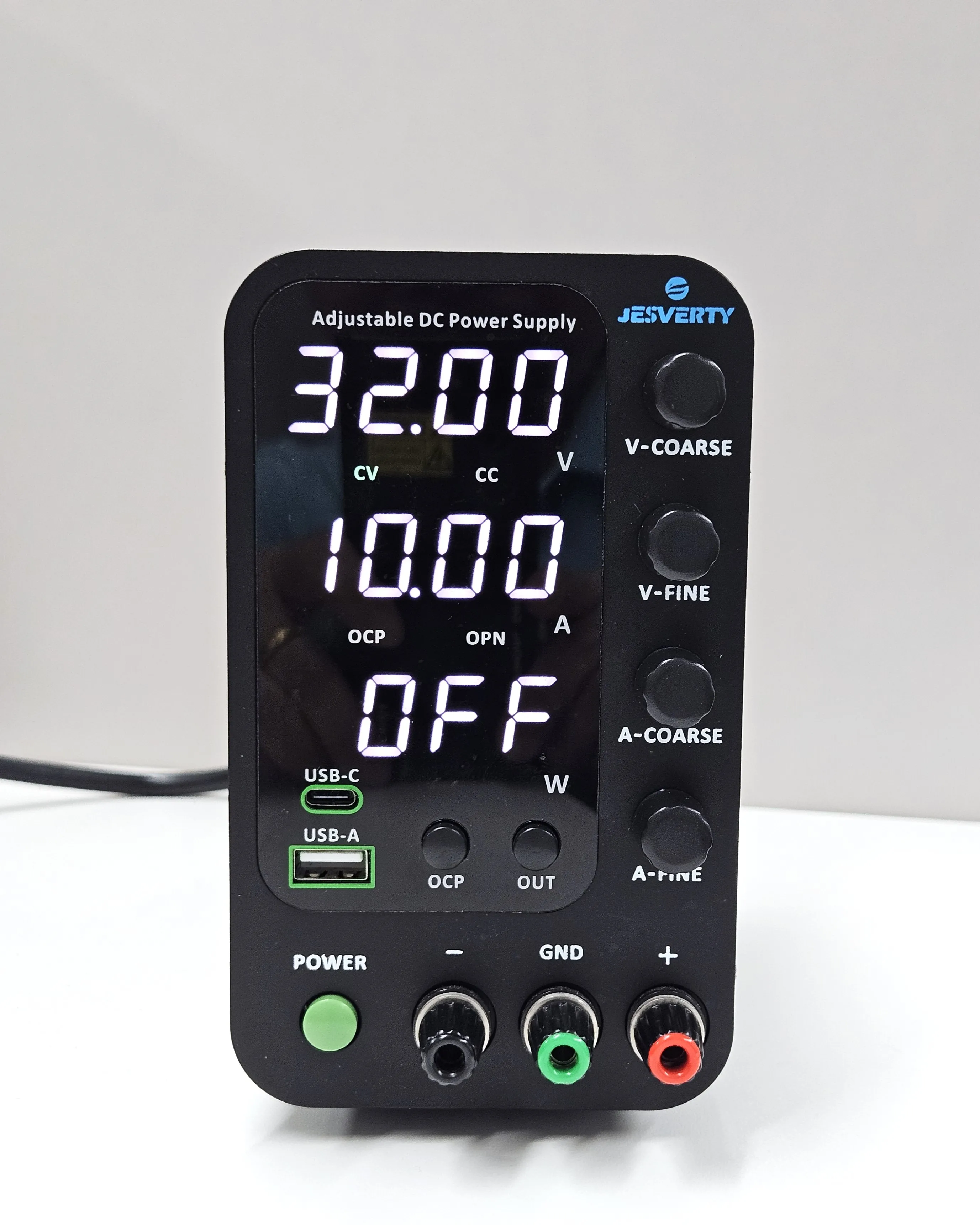 

Местная доставка по США Импульсный настольный источник питания JESVERTY 0-32 В 0-10 А с зарядкой USB Type-C 20 Вт, 4-значный светодиодный дисплей SPS-3010 В