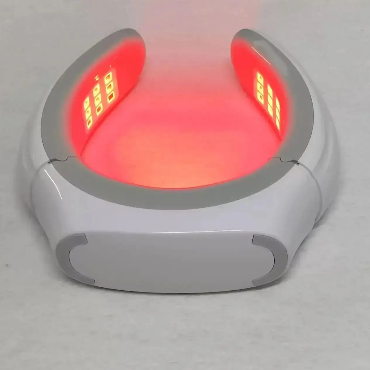 

Neck Massage Intelligent Charging Fashion Multi User Usage Portable Pain Relief Neck Massager Red Blue Light