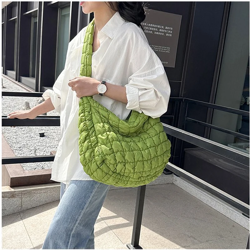 Hobo Cross Bag for Women Down Jacket Fabric Pleated Underarm Bags Party Shopping Casual Versatile Shoulder Cosmetic Bag