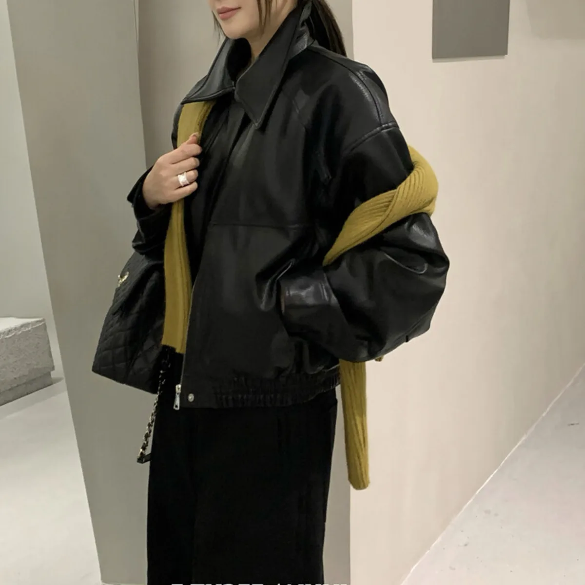 KWTX 2025 New Autumn Winter Women's Thickened Leather Biker Jacket Lapel Zipper Casual Elegant Comfortable Trendy Coat