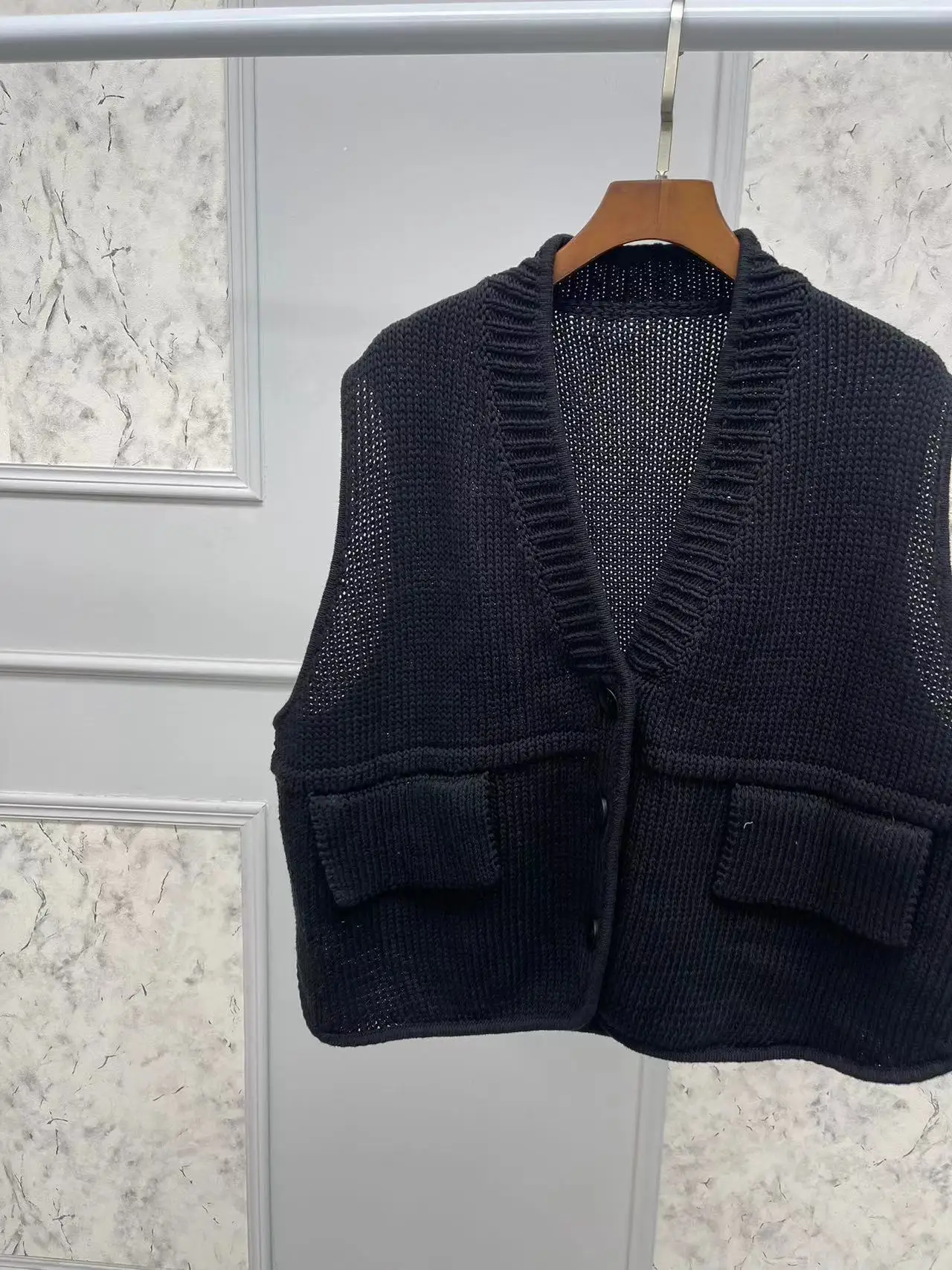 Gilet lavorato a maglia per donna 2024 nuovo autunno scollo a v monopetto allentato Vintage senza maniche canotte Top