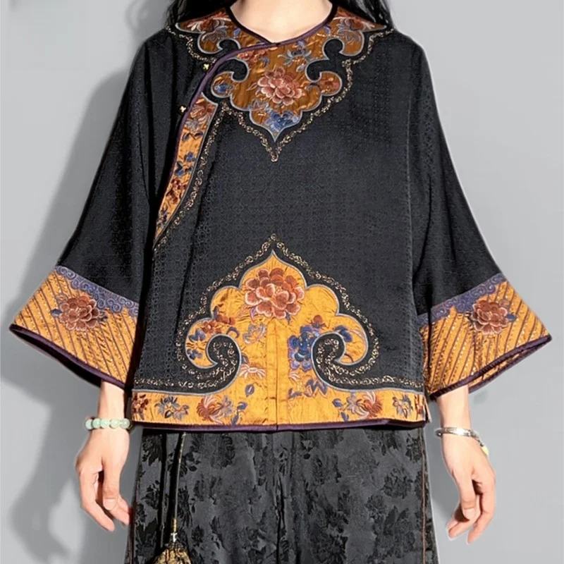 

New Chinese style retro heavy industry embroidery round neck with cardigan plate coat embroidered lady dress blouse