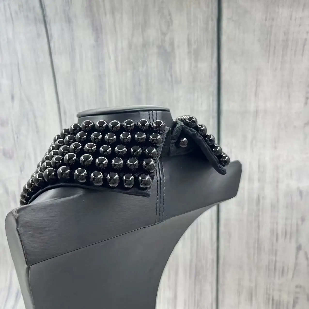 Personalized design custom black beads collar necklace