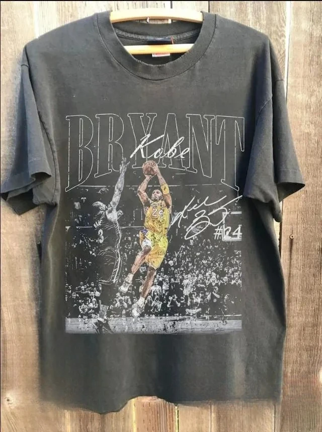 Retro Kobe Portrait Signature T-Shirt Vintage Basketball Graphic Tee Unisex Oversized Cotton Short Sleeve Tops