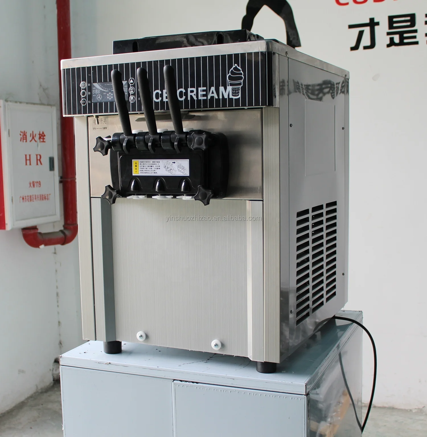 Italian Ice Cream Machine Soft Ice Cream Making Machine Three Flavors Soft Serve Machine for Ice Cream