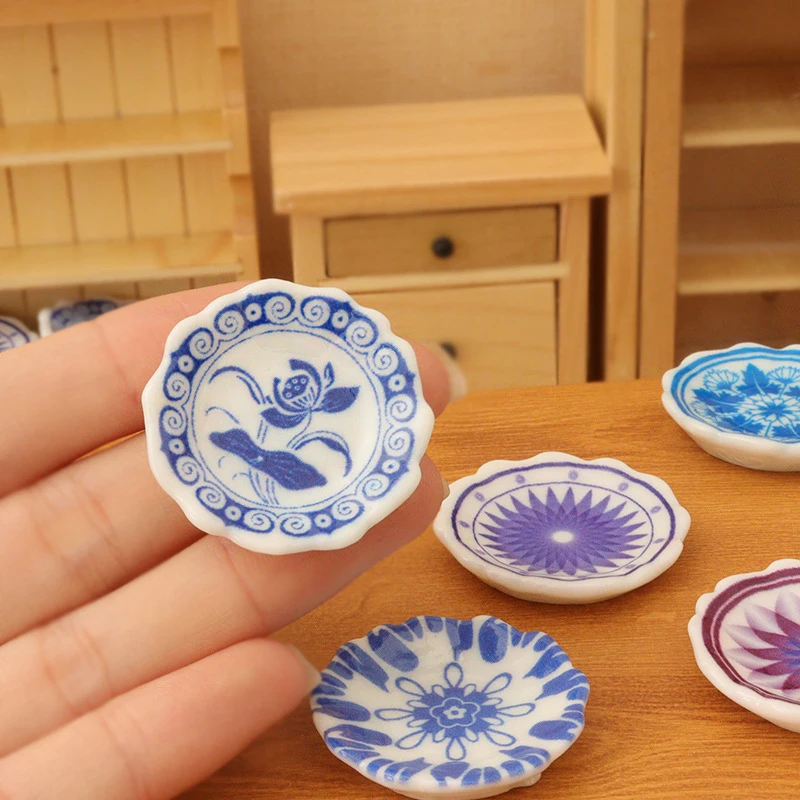 5Pcs 1:12 Dollhouse Miniature Dining Plates Doll Home Simulation Kitchen Tableware Accessories Dolls House Scene Decor Toy