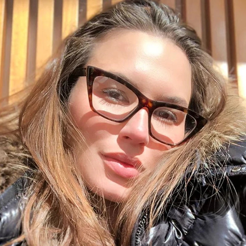 

FEISHINI Anti Blue Light Blocking Eyewear Women Optical Glasses Small Rectangle Flexible Frame Student Eyeglasses Men Frames