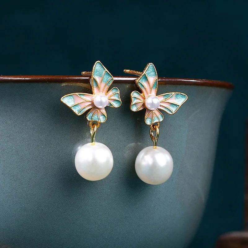 

Natural Pearl Butterfly Stud Earrings Real Jewelry Accessories Charm Vintage 18K Gold Plated Fashion Amulet Gifts for Women