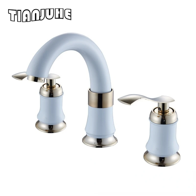 Basin Faucet Brass Rose Gold Widespread Bathroom Faucet Antique Sink Faucets 3 Hole Hot and Cold Gold Water Faucet Tap
