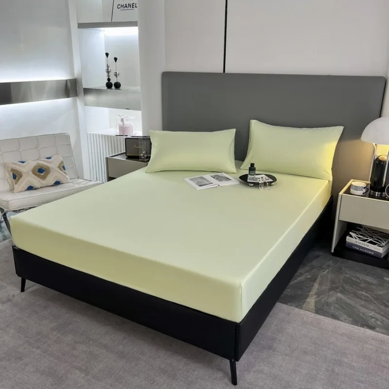 Skin-friendly and comfortable active printing and dyeing solid color abraded fitted sheet non-slip household
